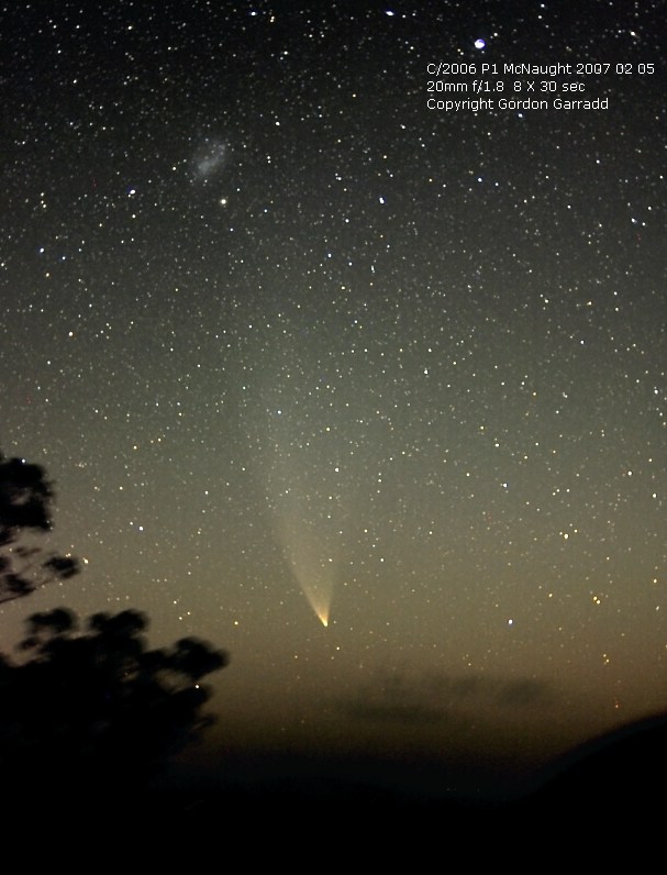 Comet McNaught evening 20070205